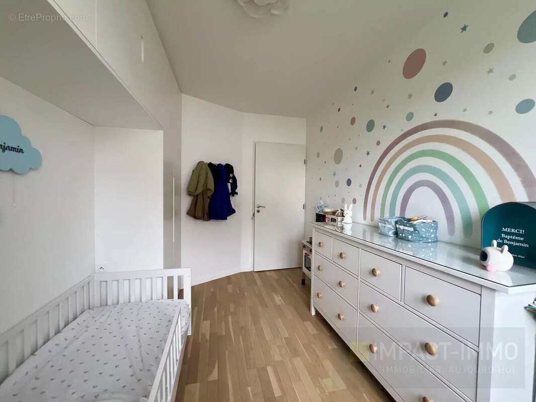 Appartement à SURESNES