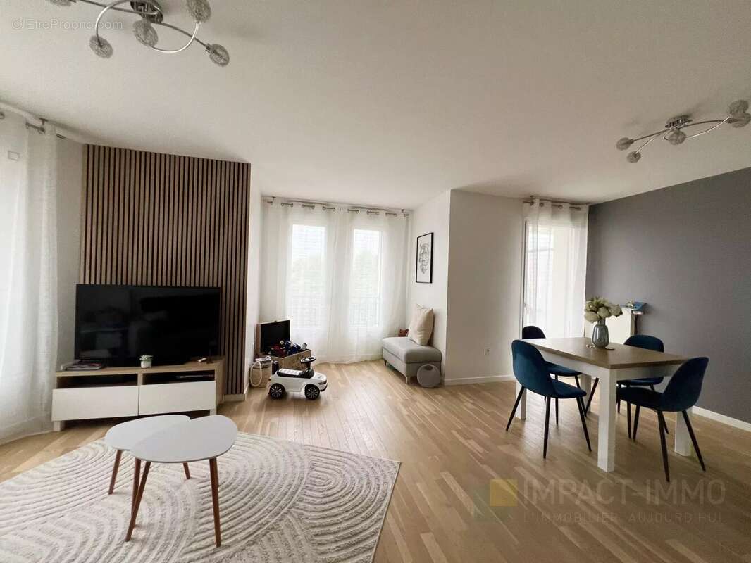 Appartement à SURESNES