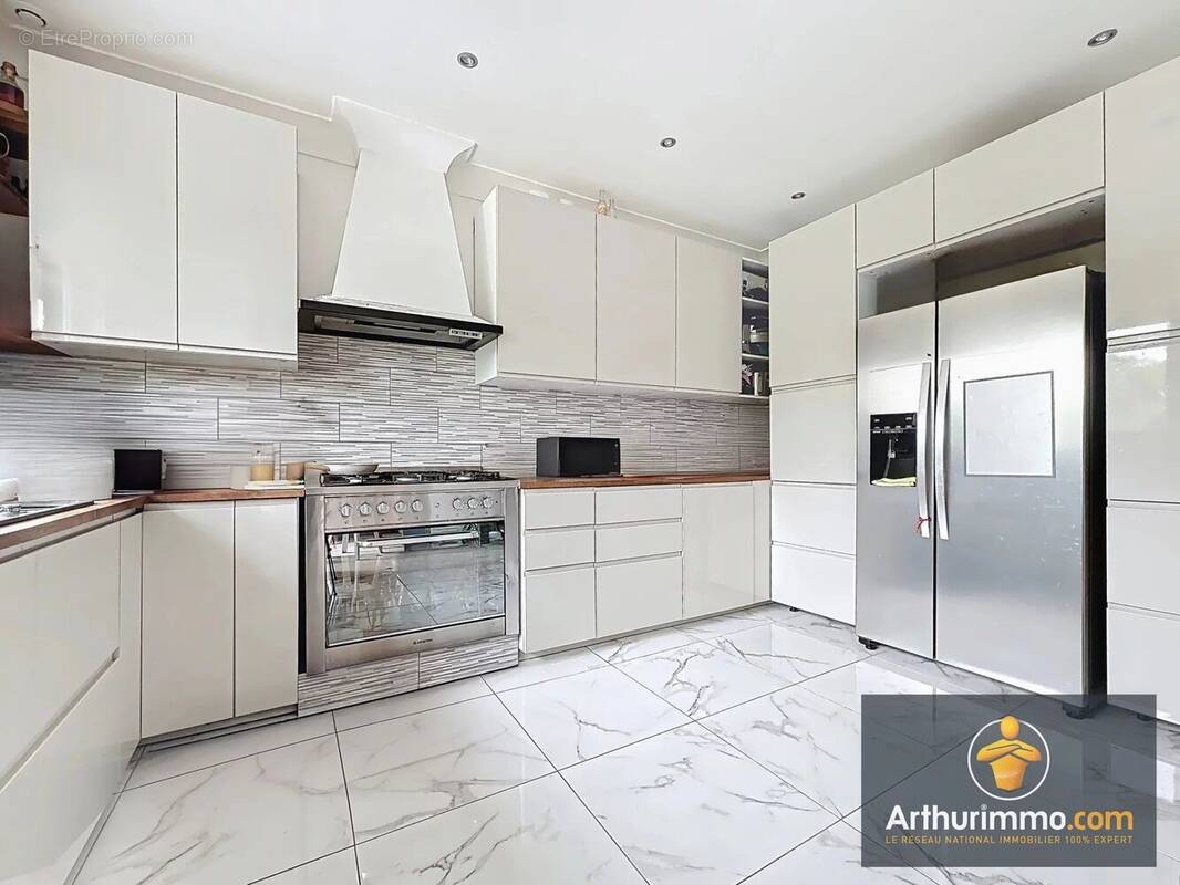 Maison à VILLECRESNES