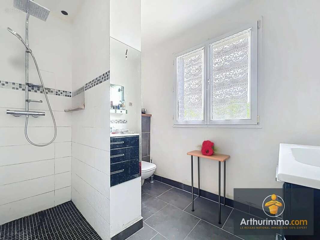 Maison à VILLECRESNES