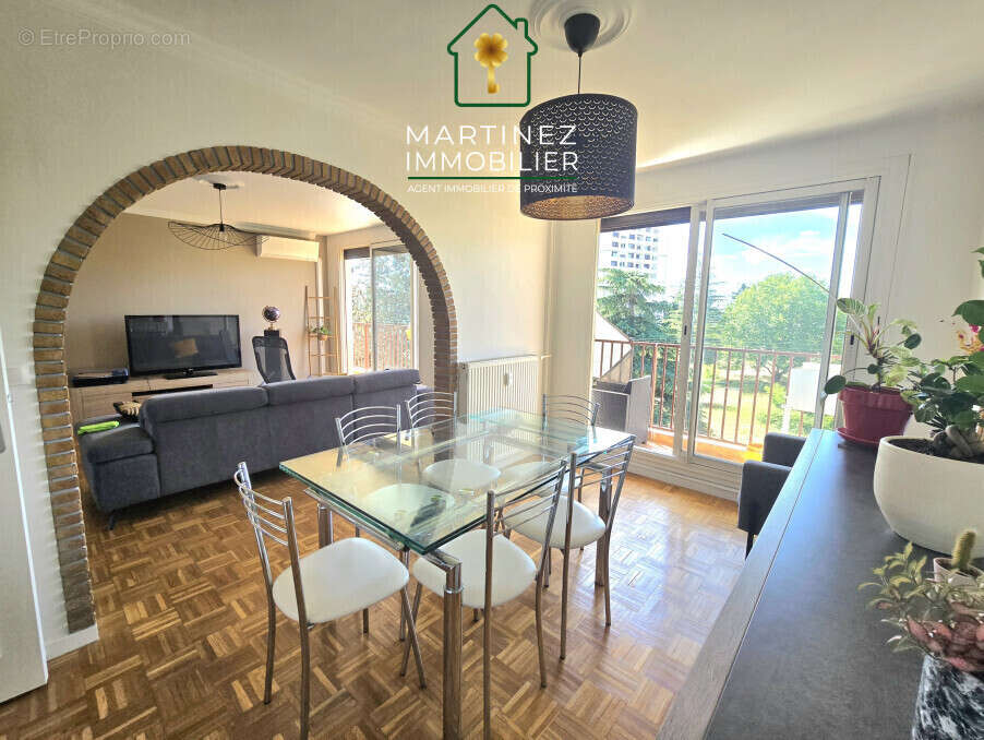 Appartement à SAINT-PRIEST