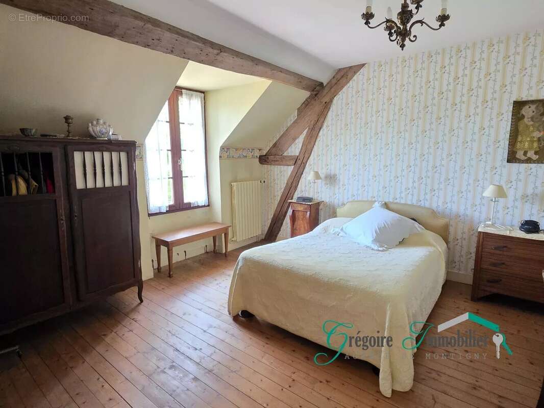 Maison à LA GENEVRAYE