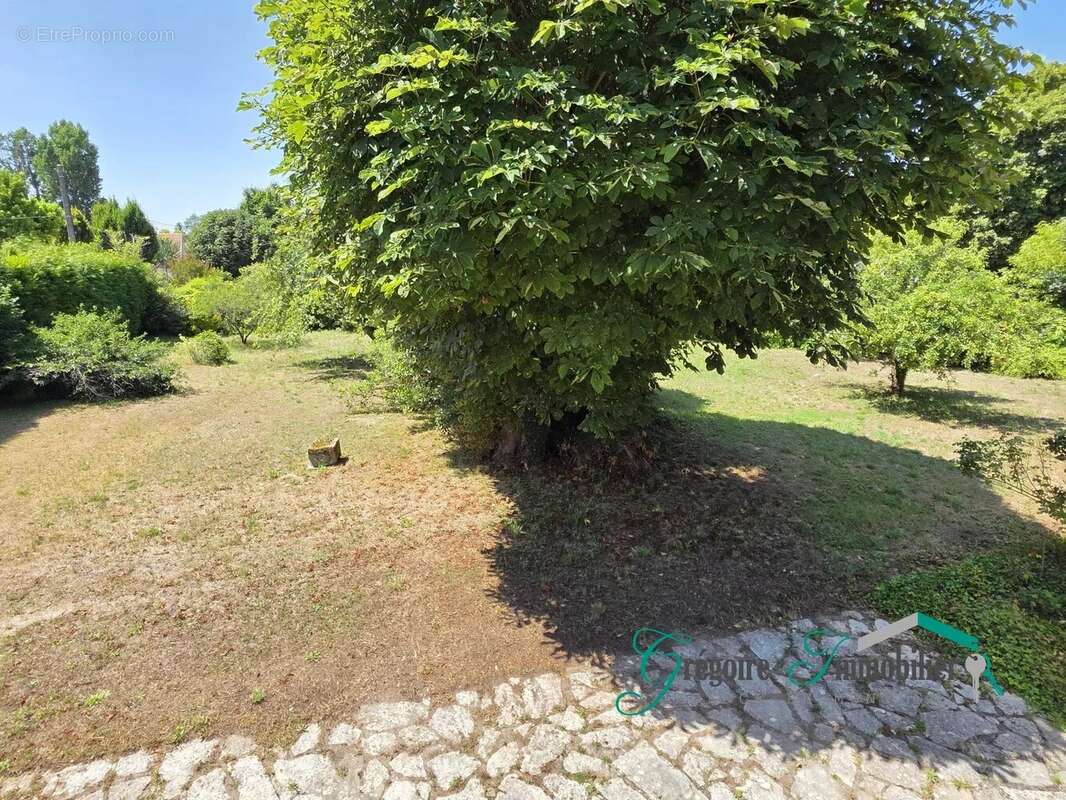 Maison à LA GENEVRAYE