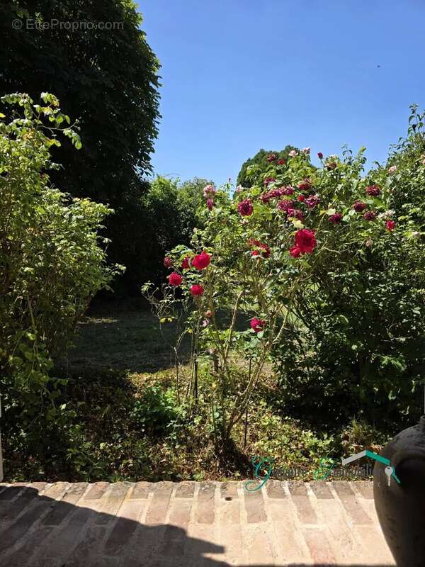 Maison à LA GENEVRAYE