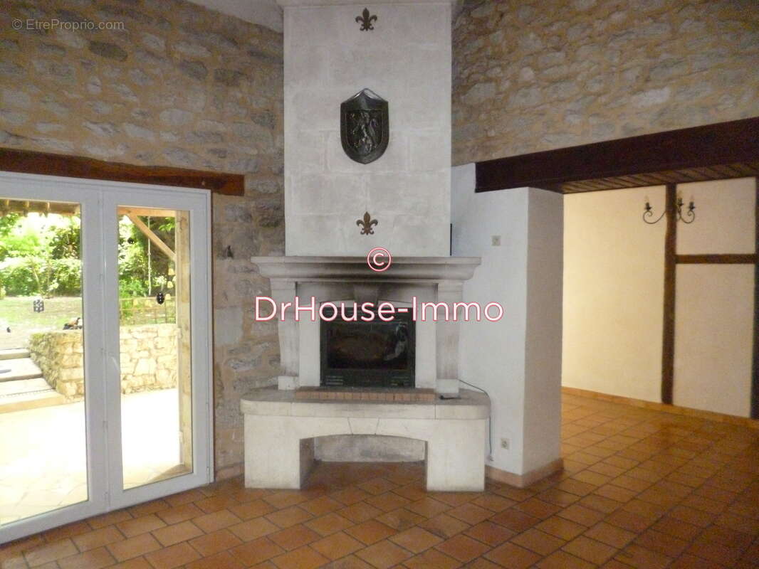 Maison à SAINT-MARTIN-DE-GURSON