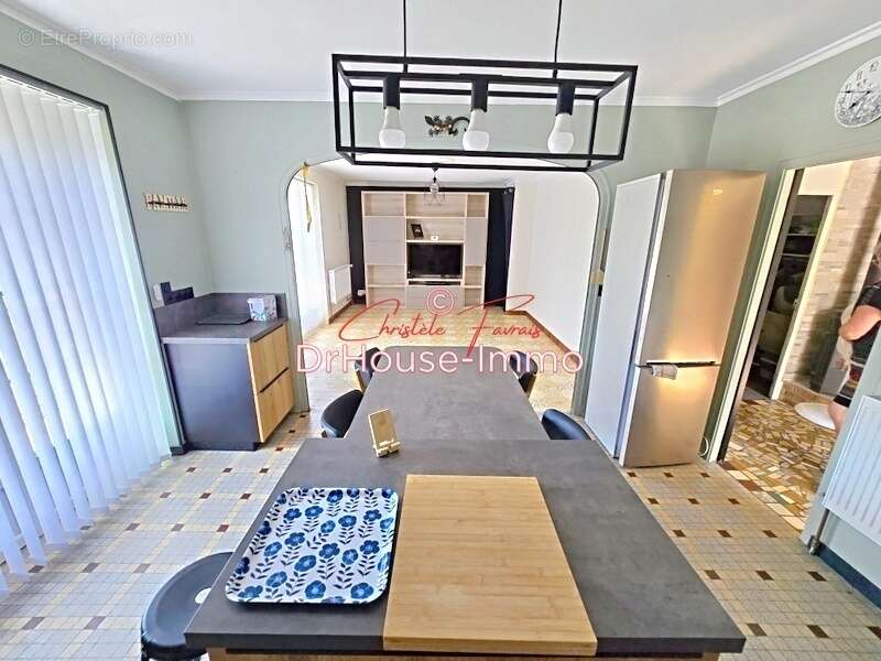 Maison à SAINT-ELLIER-DU-MAINE