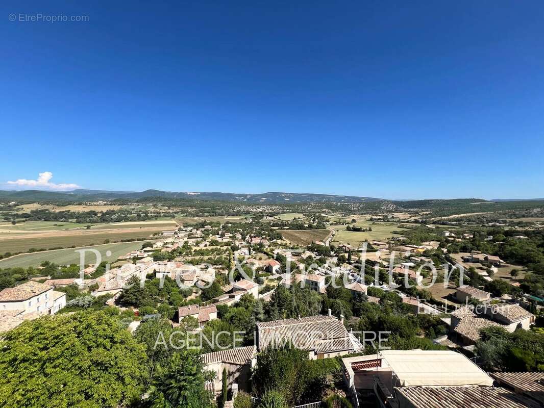 Maison à SIMIANE-LA-ROTONDE