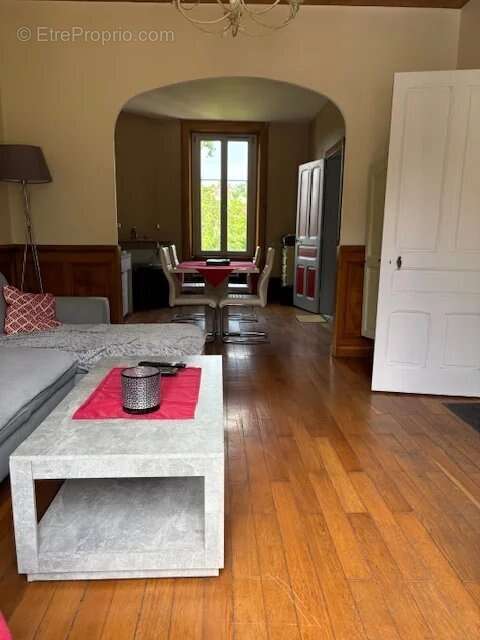 Maison à SAINT-JUNIEN