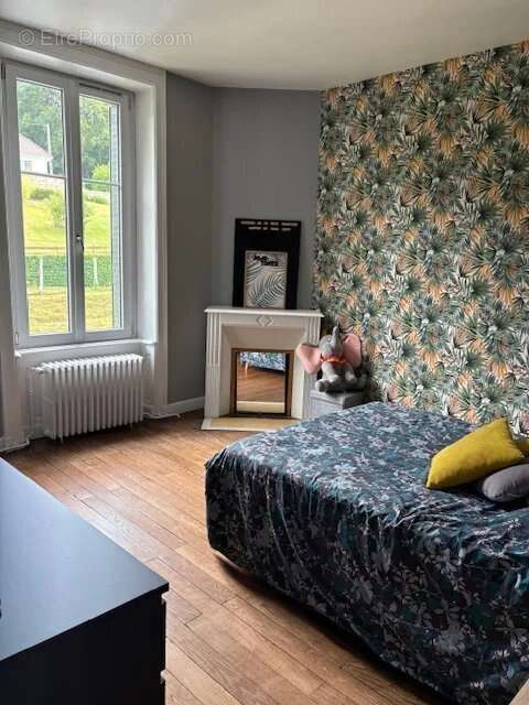 Maison à SAINT-JUNIEN