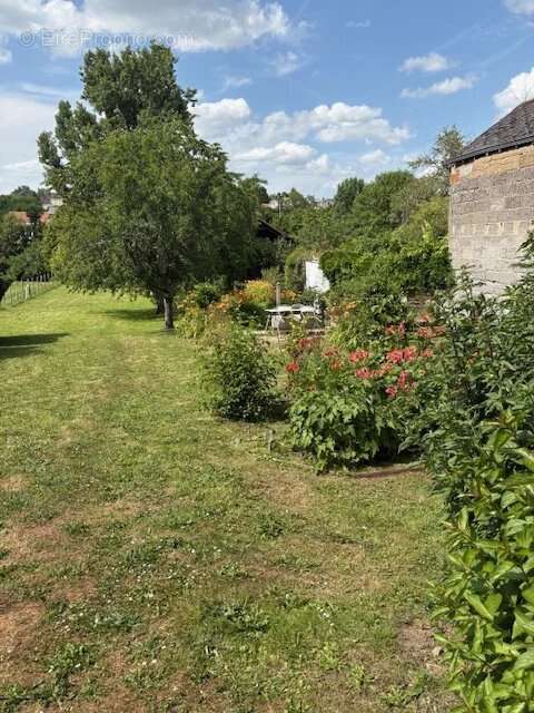 Maison à SAINT-JUNIEN