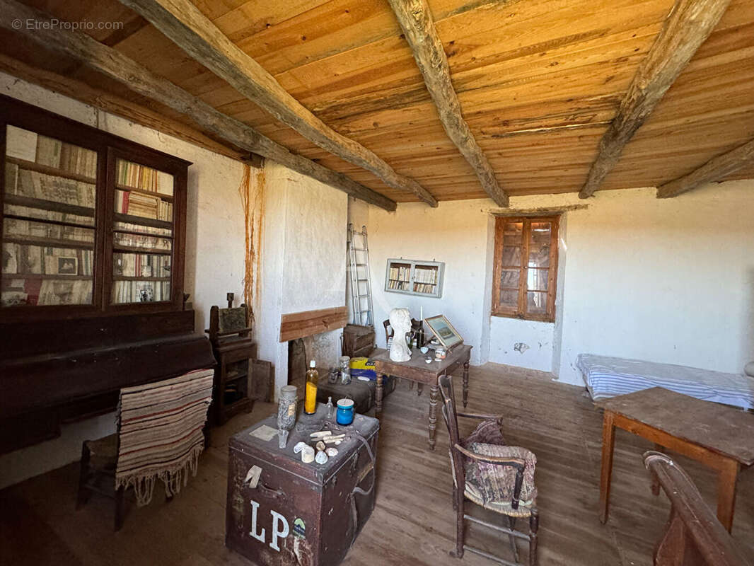 Maison à MONTCABRIER