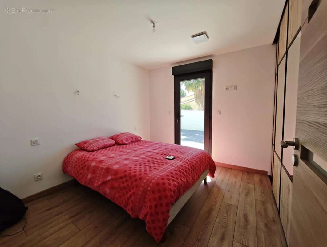 Maison à SALLES-D&#039;AUDE