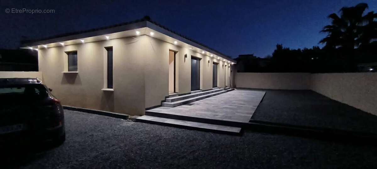 Maison à SALLES-D&#039;AUDE