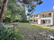 Maison à VOISINS-LE-BRETONNEUX