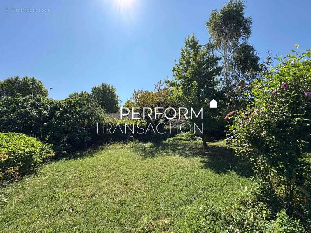 Maison à ECHIROLLES