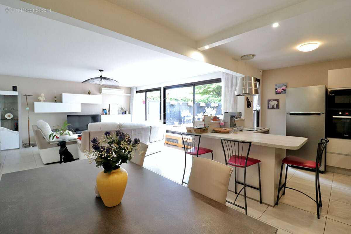 Appartement à CHAMPS-SUR-MARNE