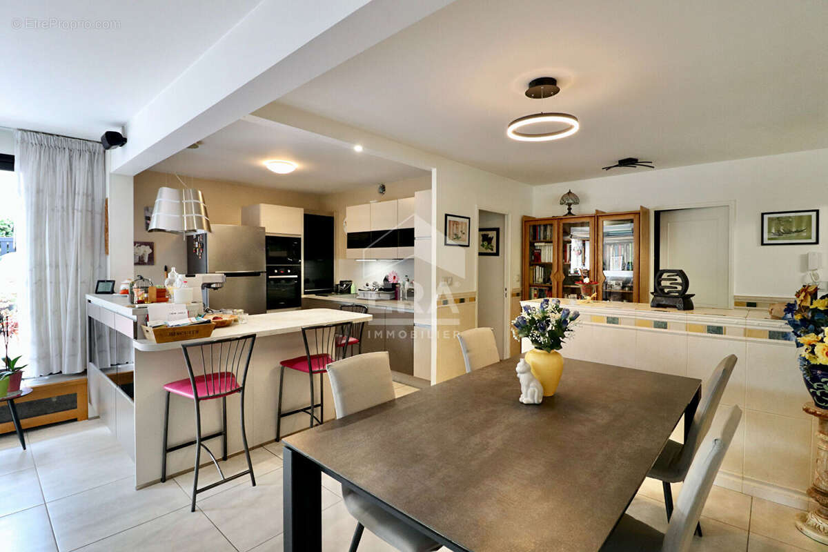 Appartement à CHAMPS-SUR-MARNE