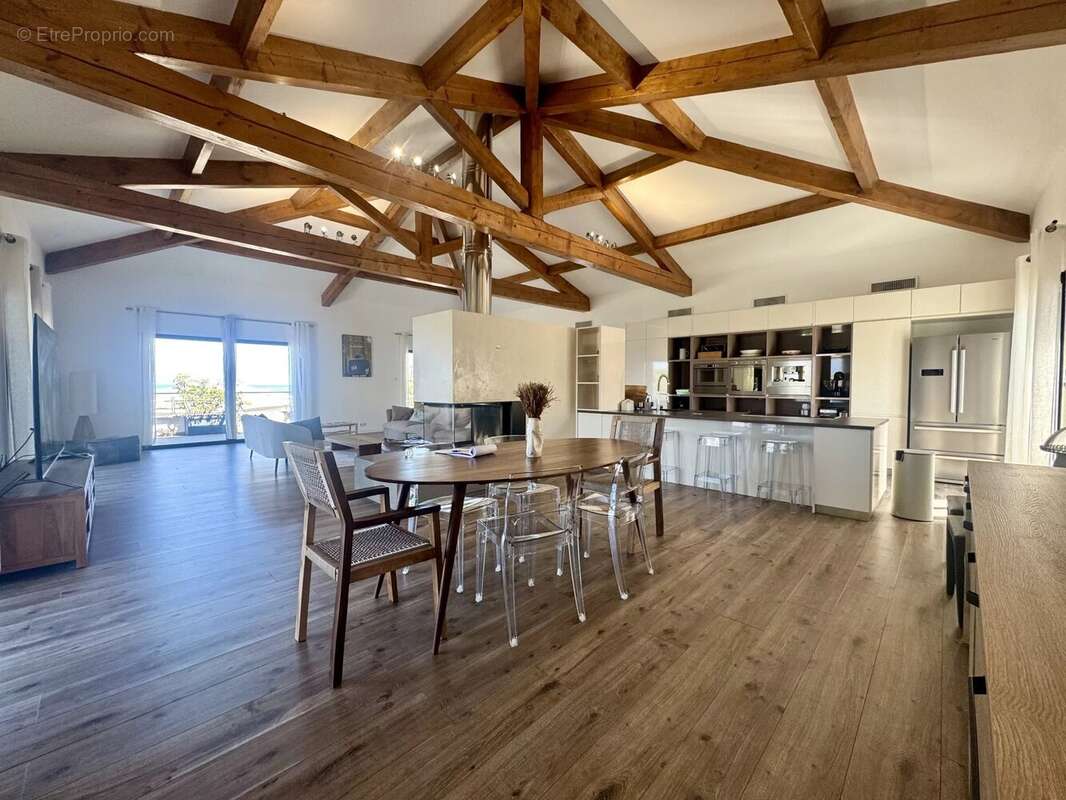 Appartement à SANTA-MARIA-DI-LOTA