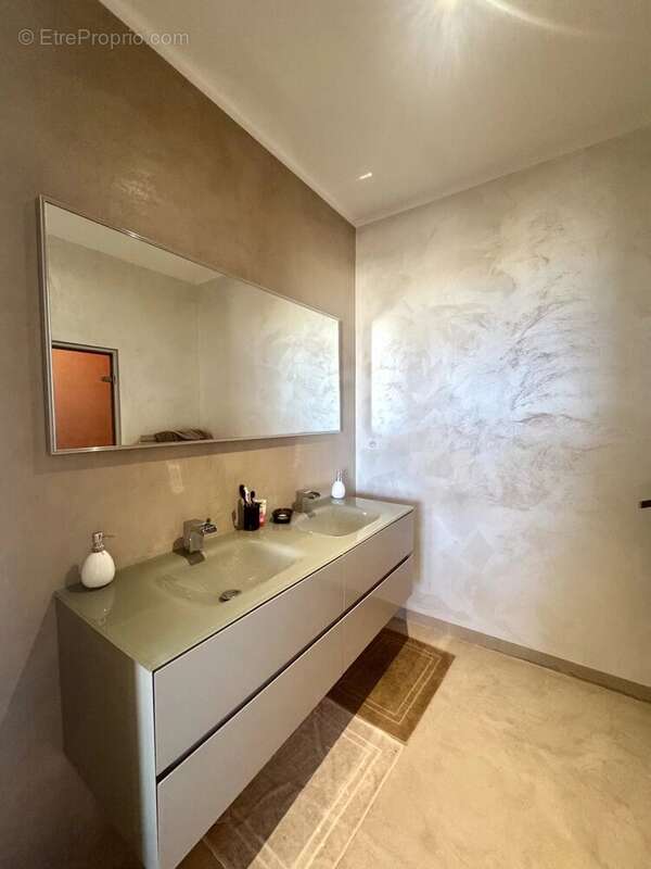 Appartement à SANTA-MARIA-DI-LOTA