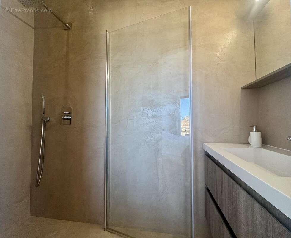 Appartement à SANTA-MARIA-DI-LOTA