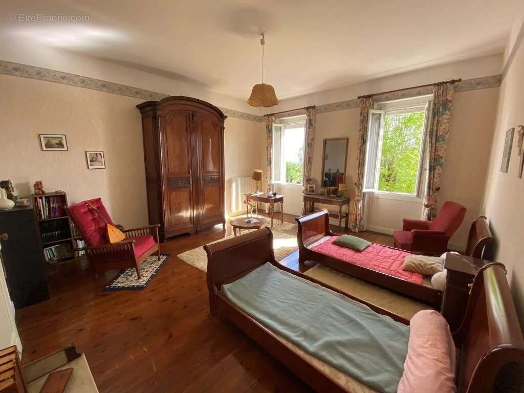 Maison à SAINT-SAVIN