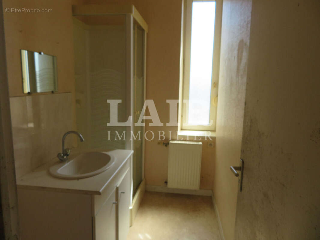 Appartement à COUPTRAIN