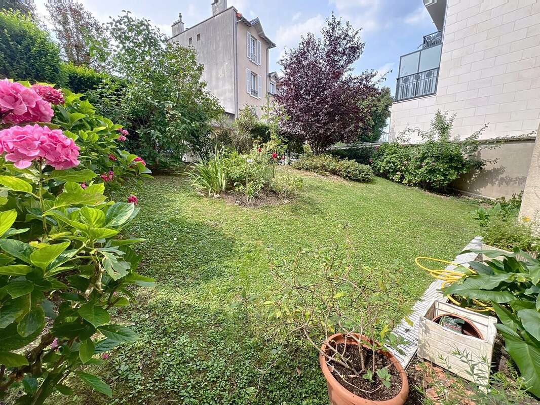 Appartement à GARCHES