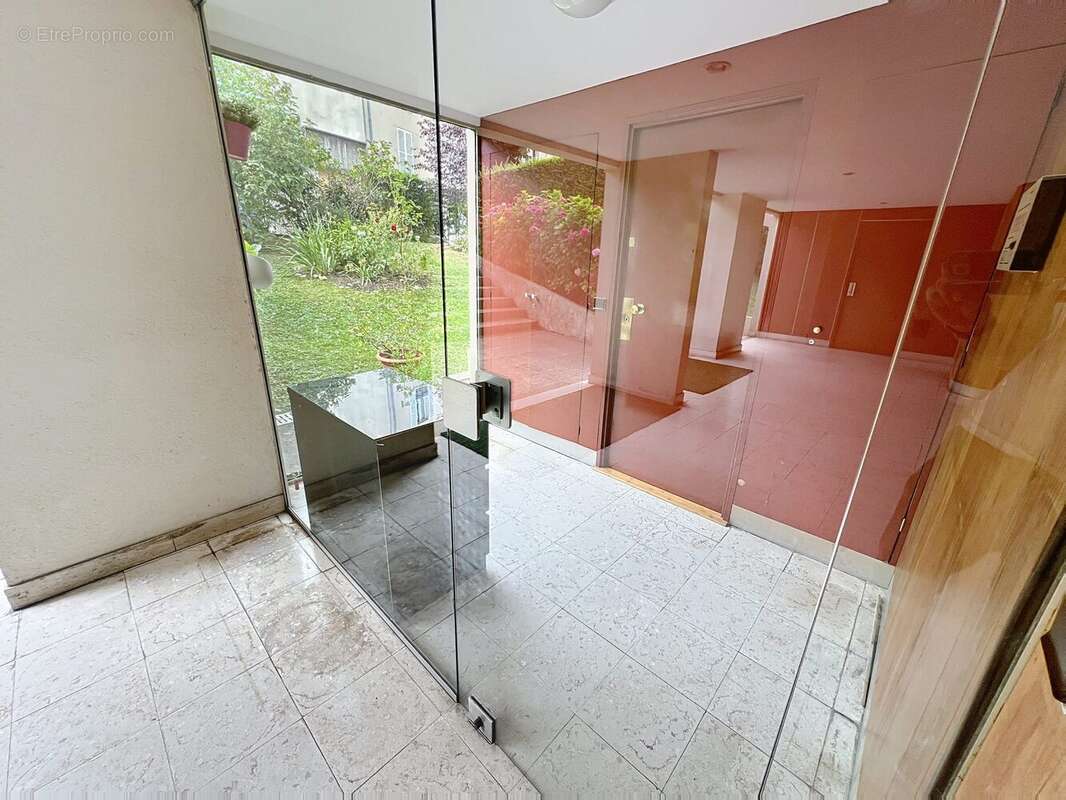 Appartement à GARCHES