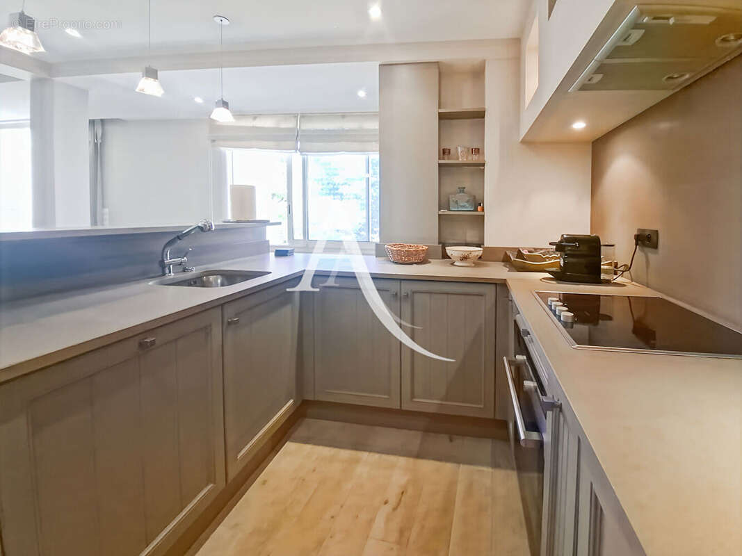 Appartement à LE CANNET