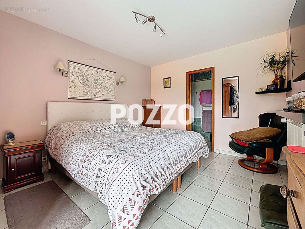 Maison à SAINT-SEVER-CALVADOS