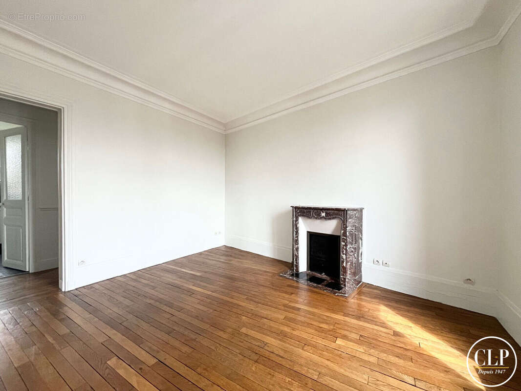 Appartement à FONTENAY-SOUS-BOIS