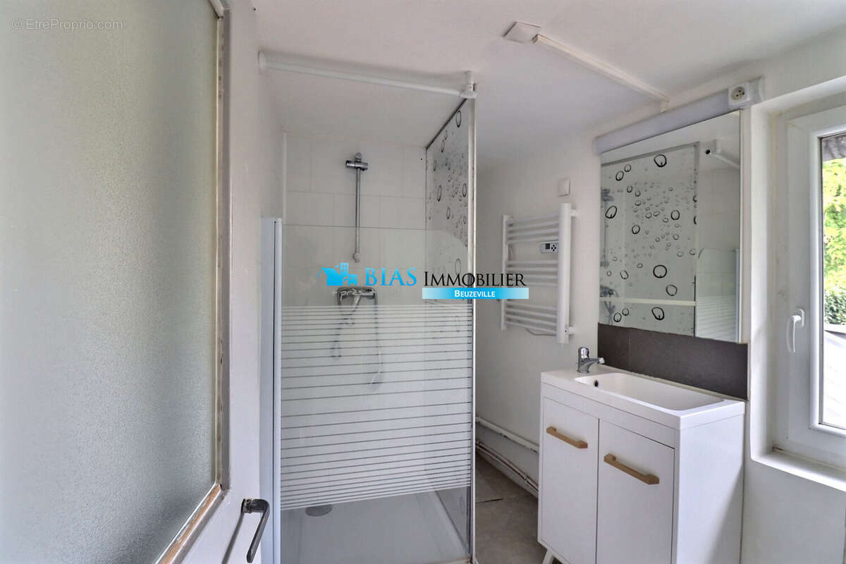 Maison à BEUZEVILLE