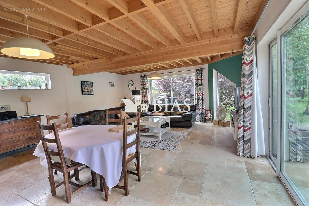 Maison à LE VAUDREUIL