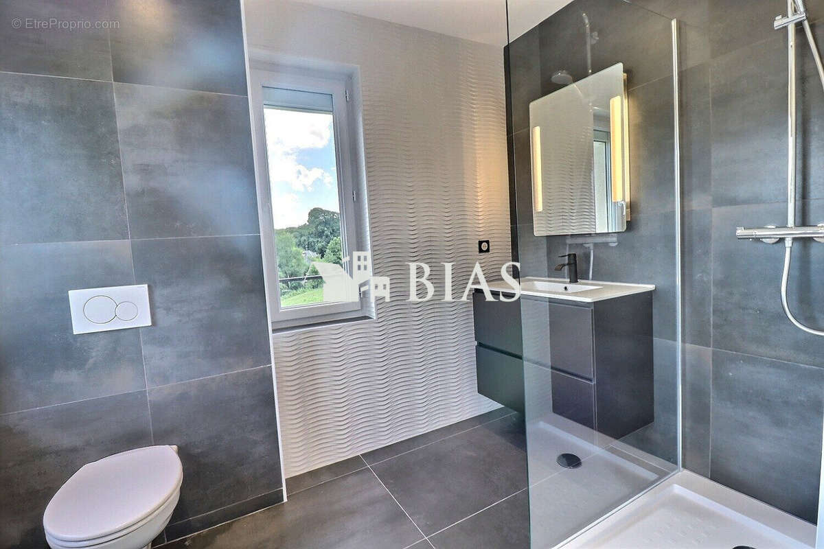 Maison à PONT-L'EVEQUE