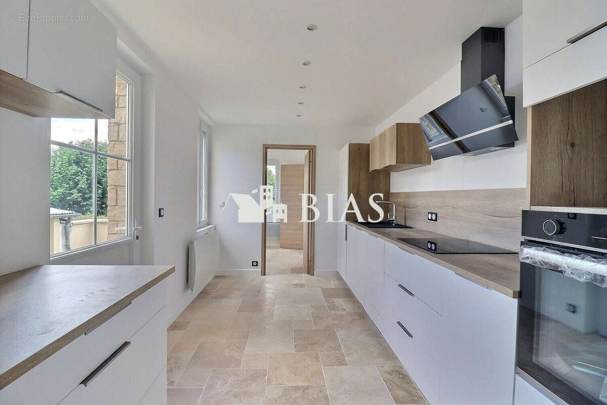 Maison à PONT-L'EVEQUE