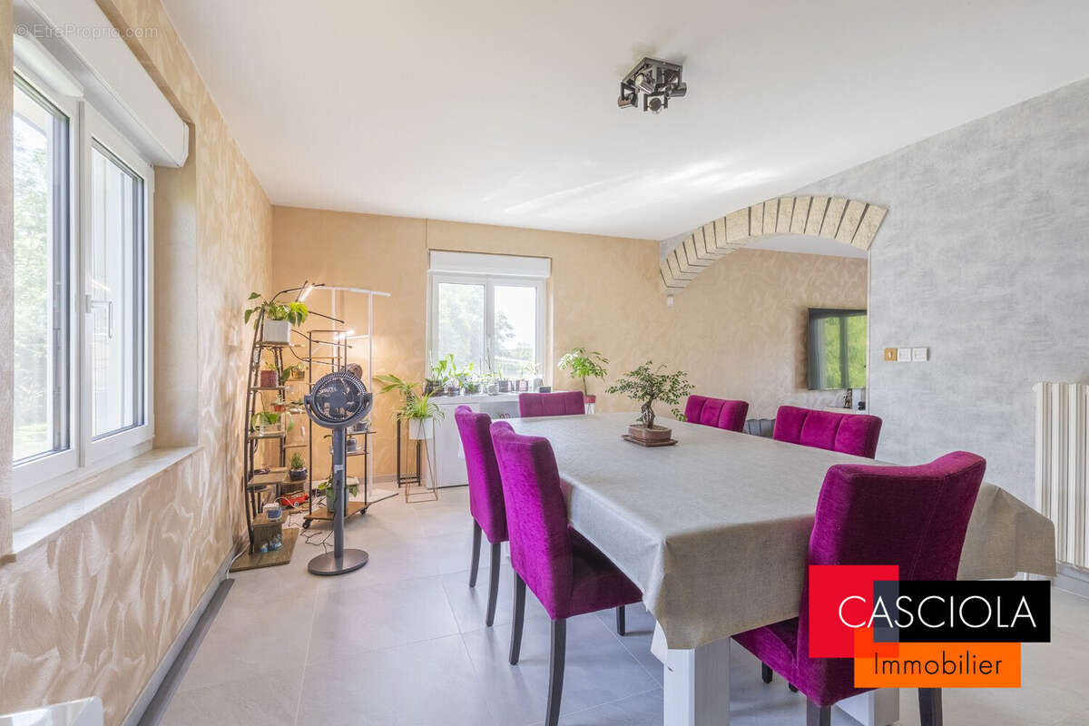 Maison à BIONVILLE-SUR-NIED