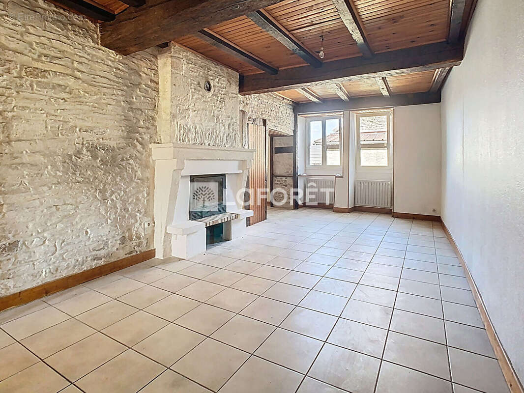 Maison à RICHEBOURG