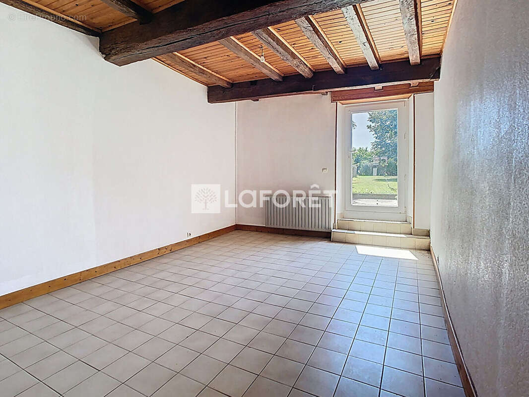 Maison à RICHEBOURG