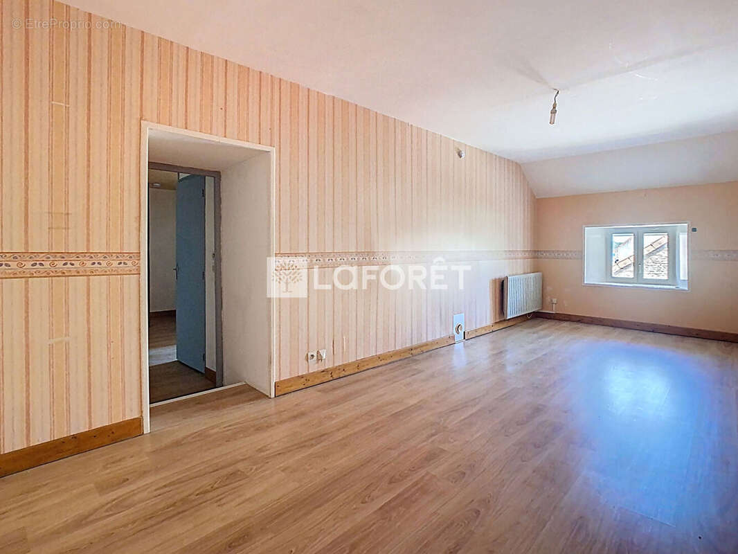 Maison à RICHEBOURG