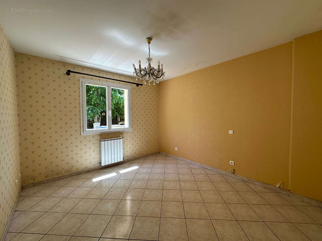 Maison à SAINT-JUERY