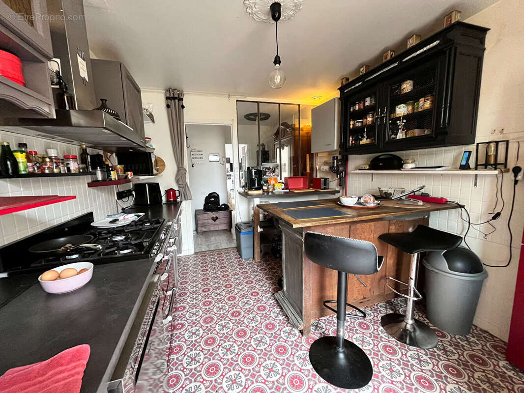 Maison à SAINT-PIERRE-LE-MOUTIER