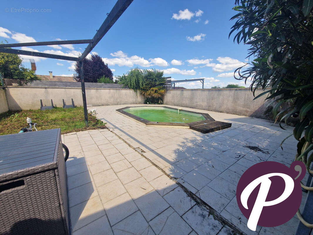 Maison à LAMONZIE-SAINT-MARTIN