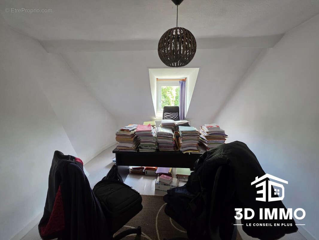 Appartement à AVESNES-SUR-HELPE