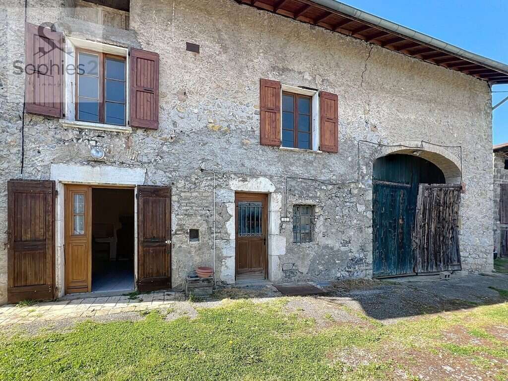 Maison à VARCES-ALLIERES-ET-RISSET