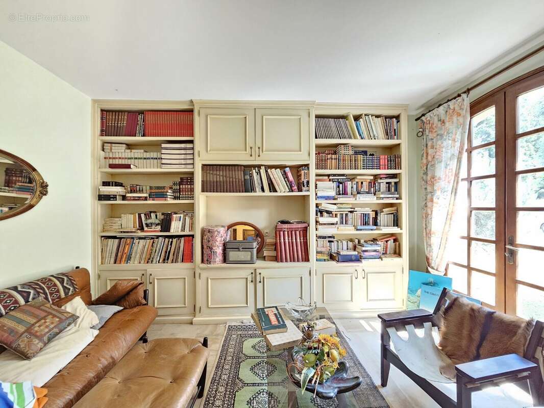 Maison à ROCHE-LA-MOLIERE