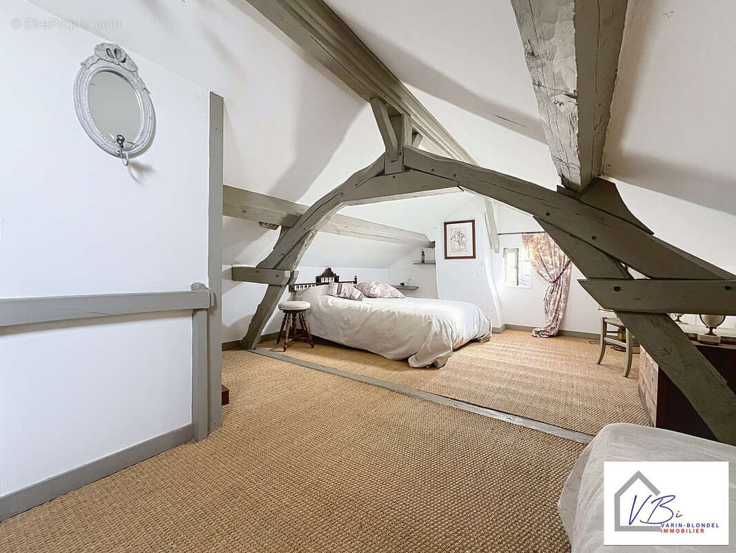 Maison à LILLEBONNE