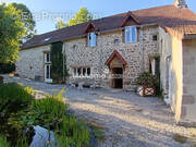 Maison à SAINT-QUENTIN-LA-CHABANNE