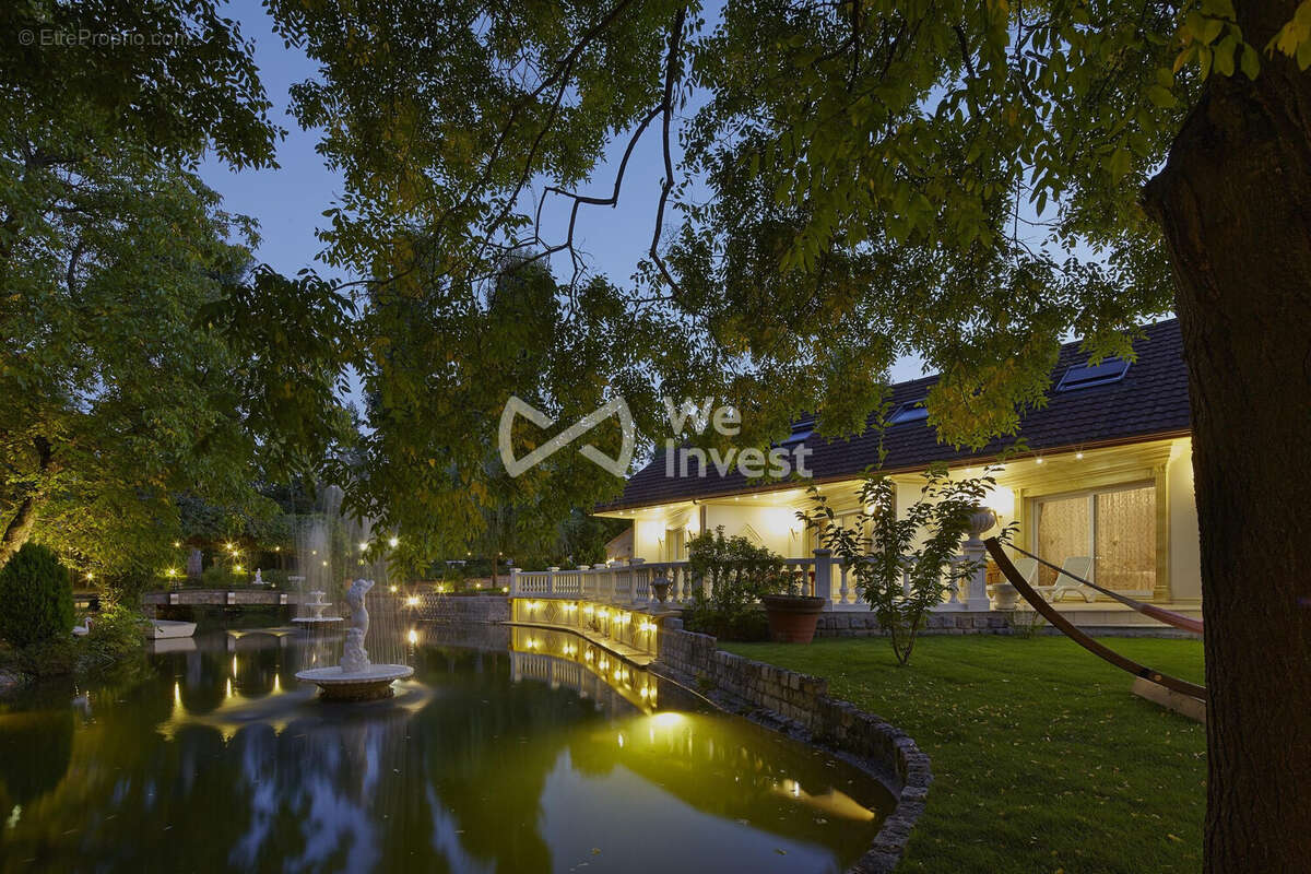 Maison à QUINCY-VOISINS