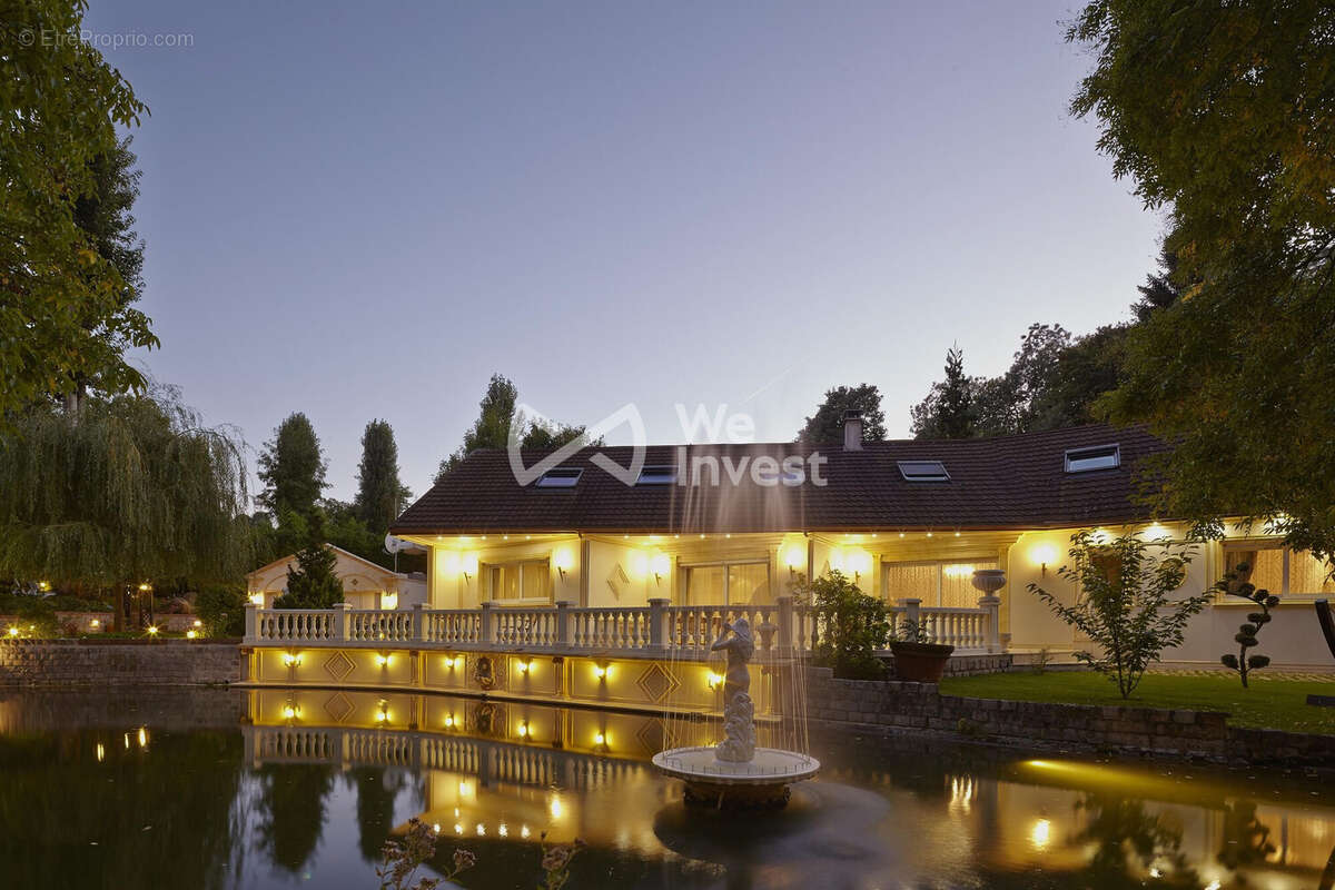 Maison à QUINCY-VOISINS