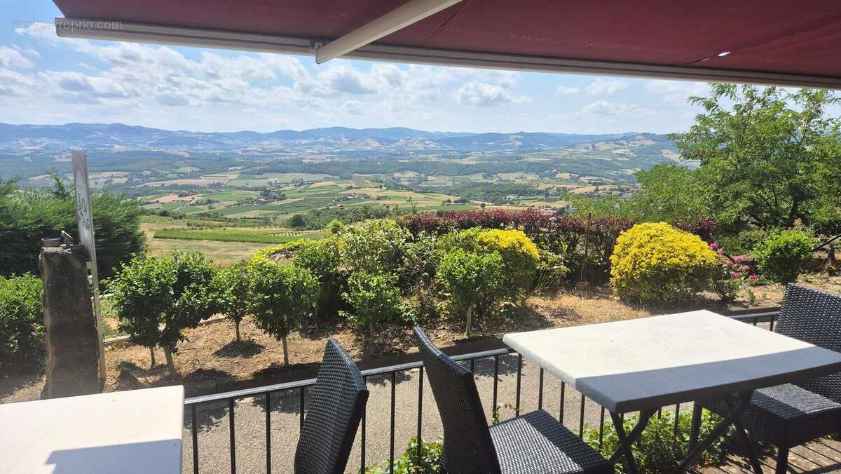 Photo 9 - Commerce à OINGT